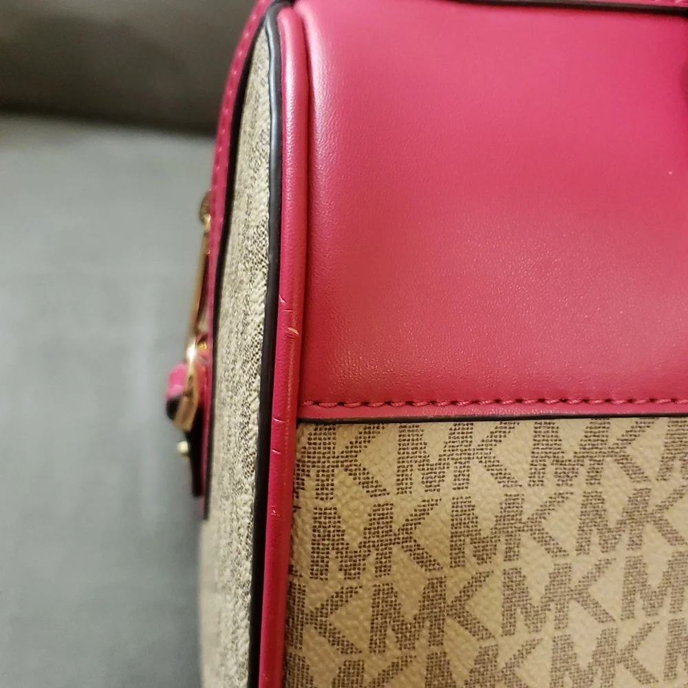 Michael Kors Fuchsia and Beige Satchel - Picture 6 of 14